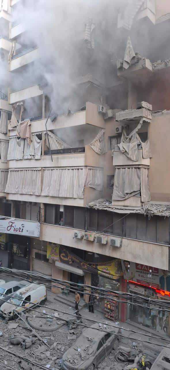 عاجل : نفد الطيران الاسرائيلي غارة مستهدفاً شقة سكنية في منطقة حارة حريك في الضاحية الجنوبية
جاري متابعة...